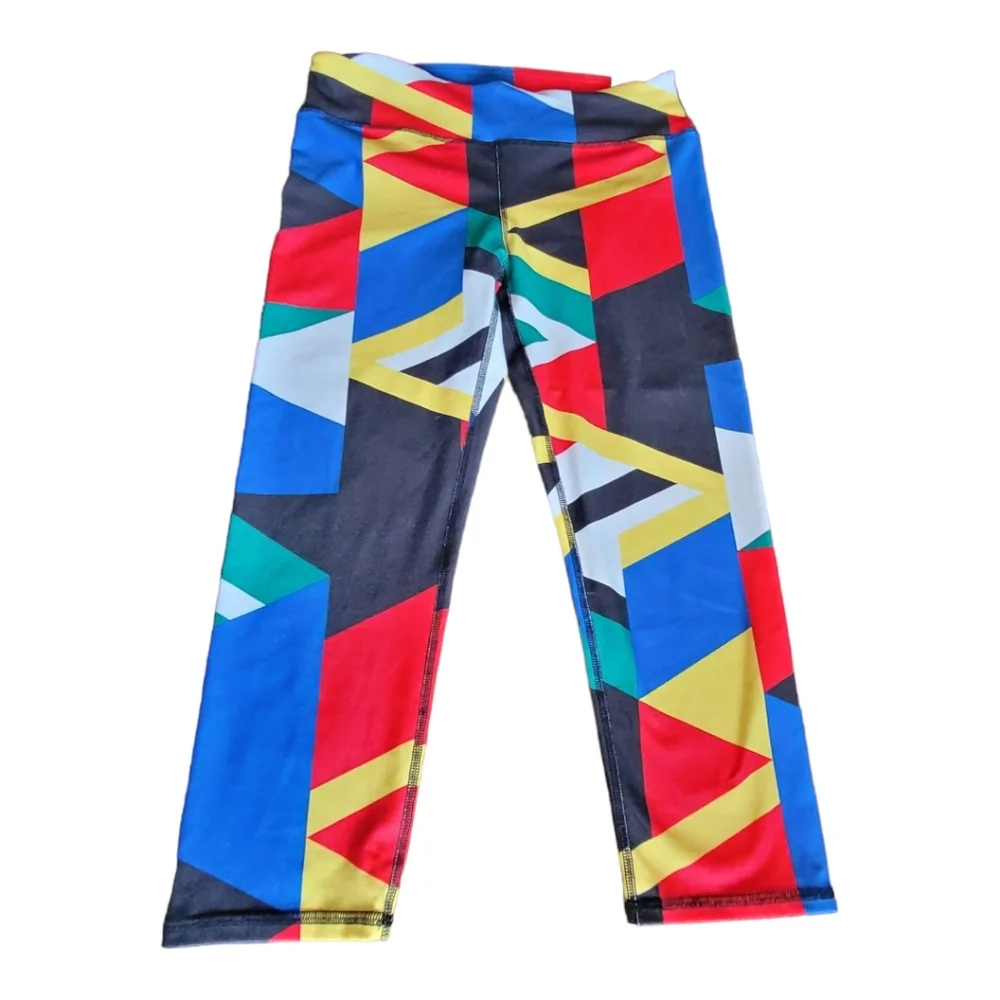 Fabletics Define Power Hold Mid Rise Capri Global Print Bold Colored Leggings M